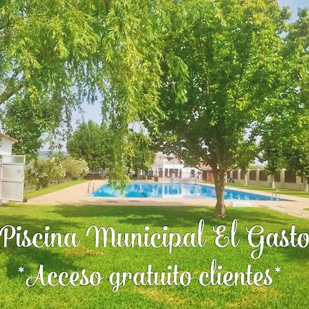 La Madronala Villa El Gastor Bagian luar foto